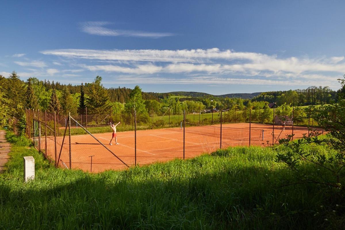 Camp Dolce Hotel Trutnov Exterior photo